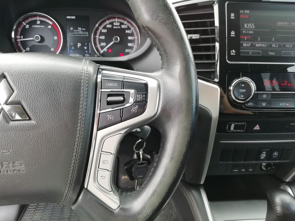 mitsubishi-l200-intense-2-2-di-d-4wd-dc - 9