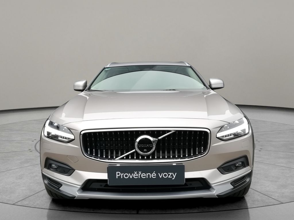 volvo-v90-2-0-cross-country-bright-plus - 3