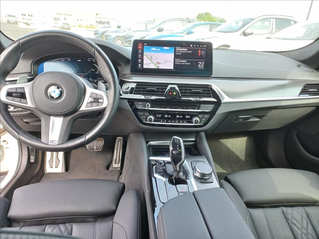 bmw-rada-5-530d-touring-xdrive-m-paket - 6