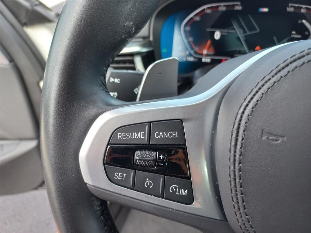 bmw-rada-5-530d-touring-xdrive-m-paket - 8