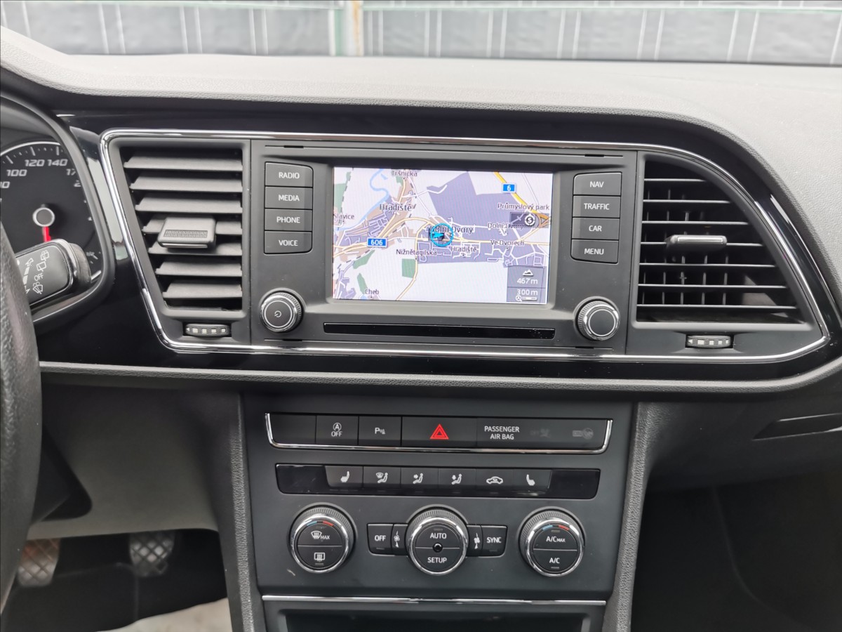 seat-leon-st-1-6-tdi-style - 8