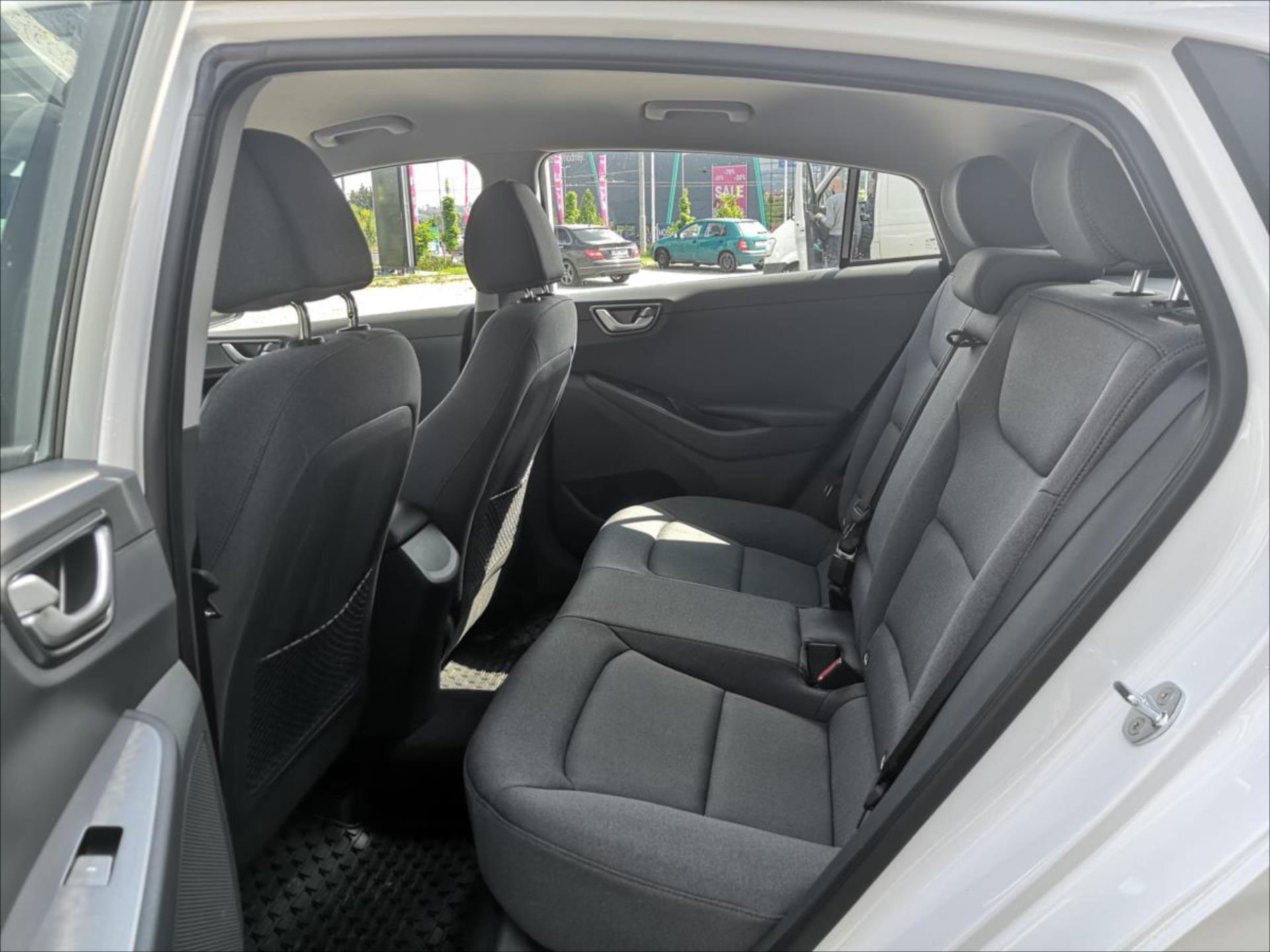 hyundai-ioniq-ev-smart-efficiency - 7
