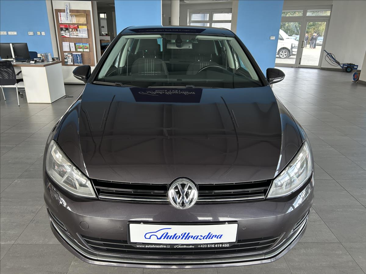 volkswagen-golf-1-2-tsi-81kw-lounge-serviska - 1