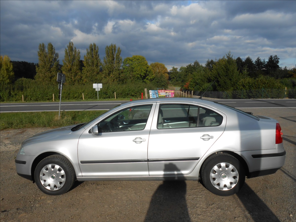 skoda-octavia-1-6-i-75-kw-digiklima-serviska - 4