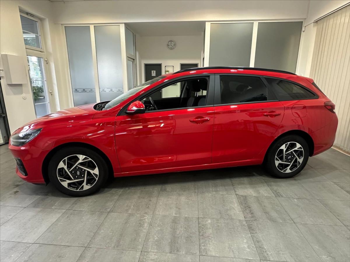 hyundai-i30-1-5-t-gdi-kombi-family-dct - 2