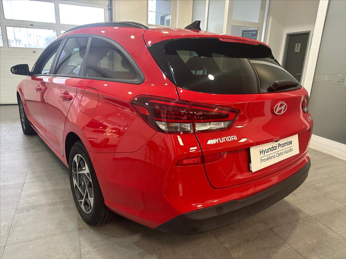 hyundai-i30-1-5-t-gdi-kombi-family-dct - 4