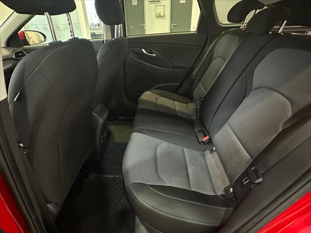 hyundai-i30-1-5-t-gdi-kombi-family-dct - 9