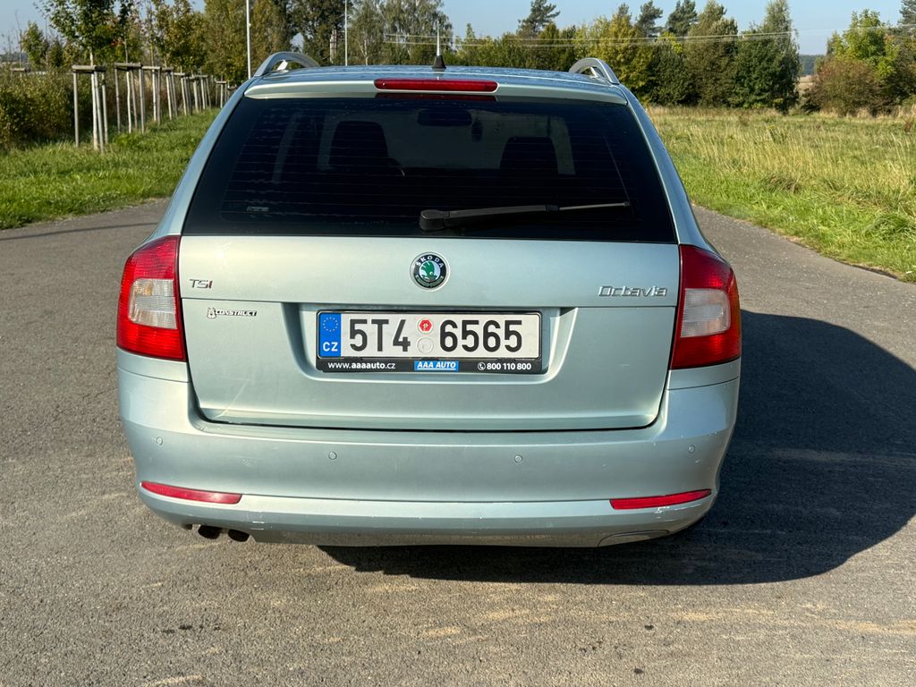 skoda-octavia-1-8tsi-118-kw-kombi - 3
