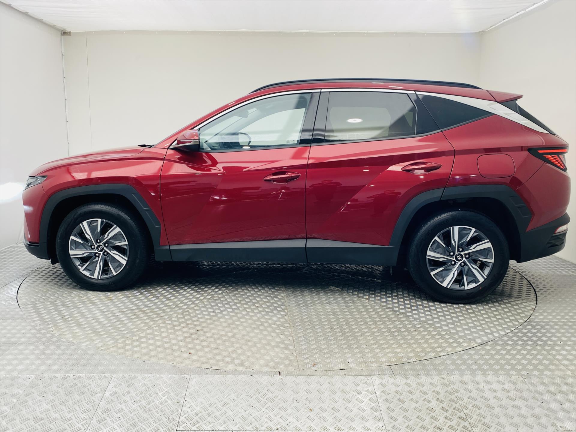 hyundai-tucson-1-6-crdi-85kw-smart - 2