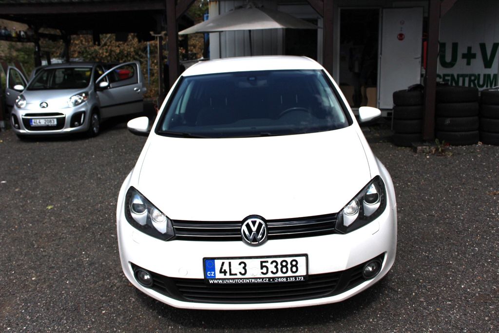 volkswagen-golf-1-6-tdi-77-kw-comfort-edition - 1