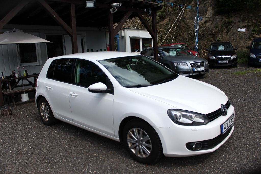 volkswagen-golf-1-6-tdi-77-kw-comfort-edition - 4