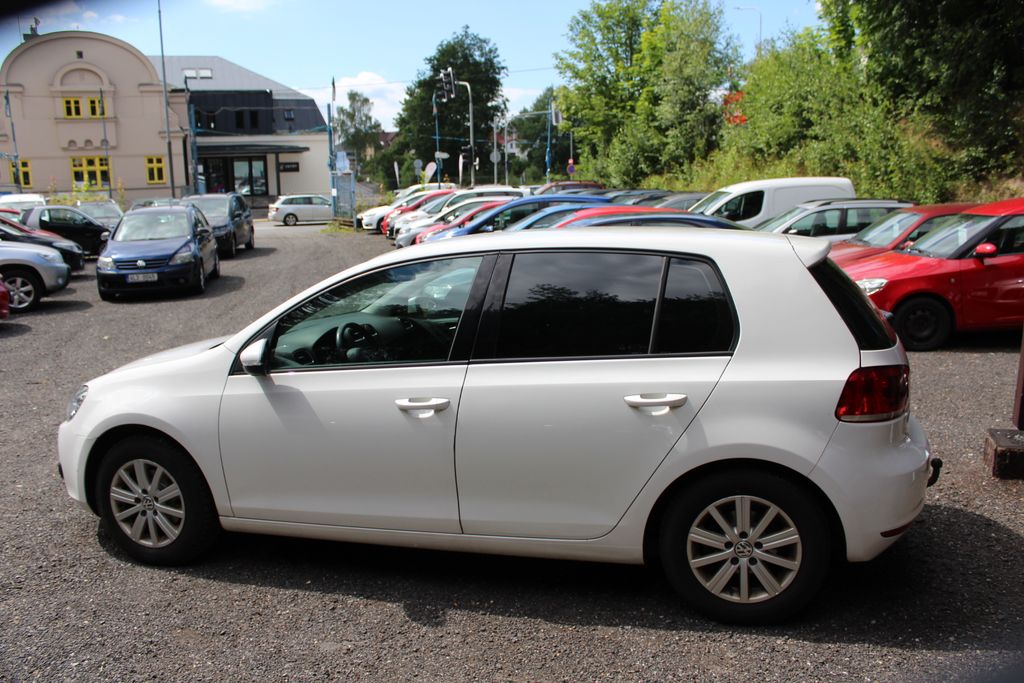 volkswagen-golf-1-6-tdi-77-kw-comfort-edition - 9