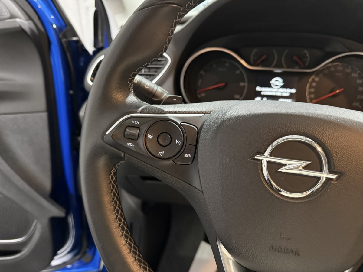 opel-grandland-x-1-6-hybrid-4x4-cosmo-kamera - 8