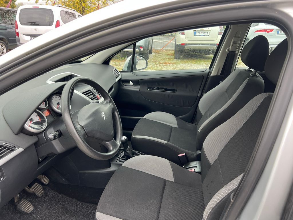 peugeot-207-1-4-16v - 4