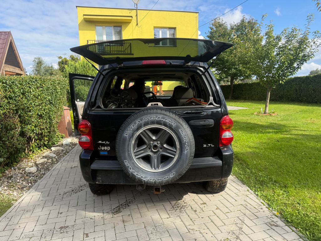 jeep-liberty-3-7-lpg-157-kw - 3