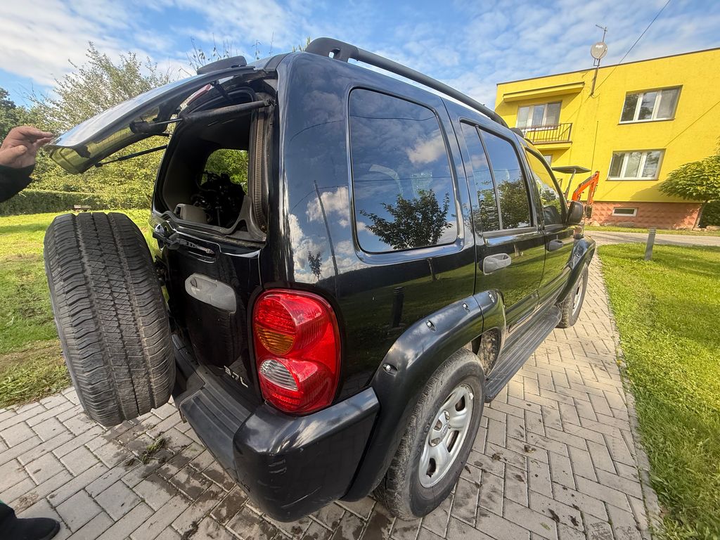 jeep-liberty-3-7-lpg-157-kw - 4