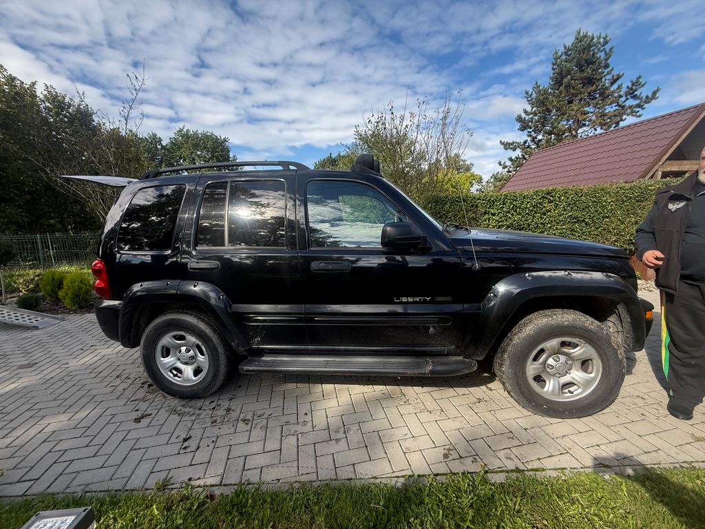 jeep-liberty-3-7-lpg-157-kw - 5