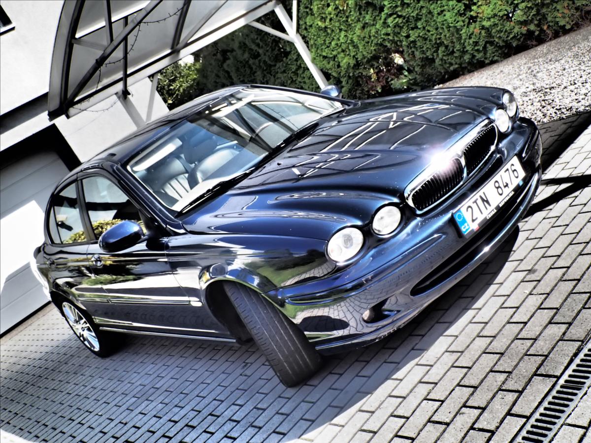 jaguar-x-type-2-2-114kw - 1