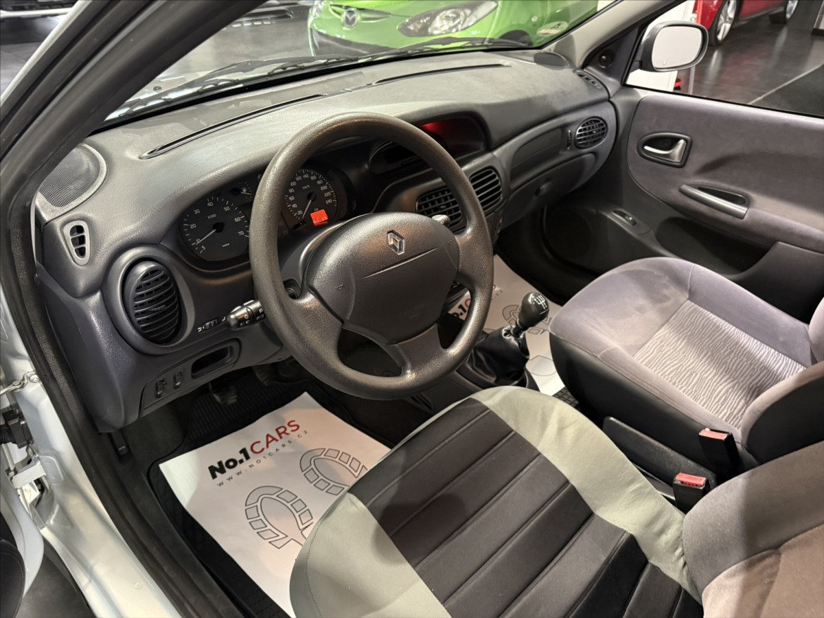 renault-megane-1-4-i-klima-alu-po-rozvodech - 6