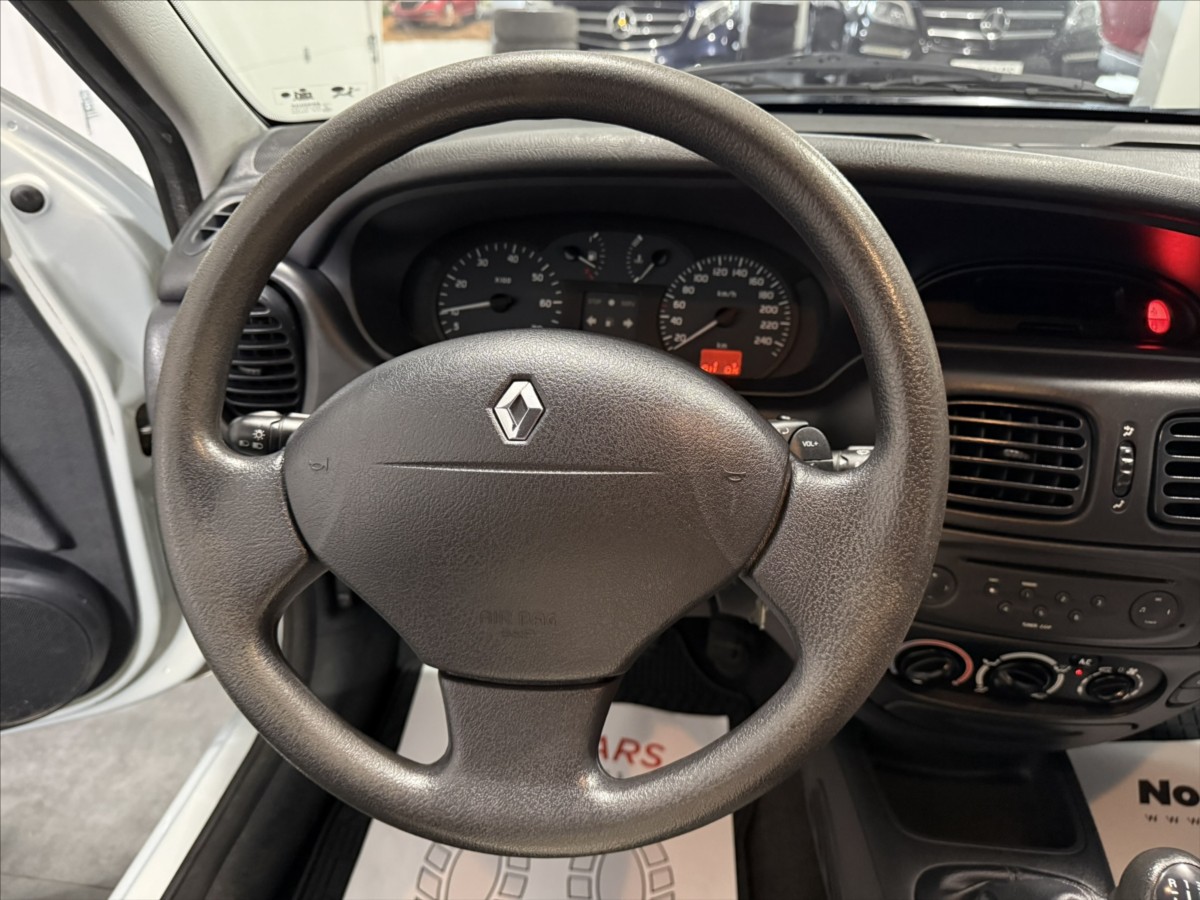 renault-megane-1-4-i-klima-alu-po-rozvodech - 7