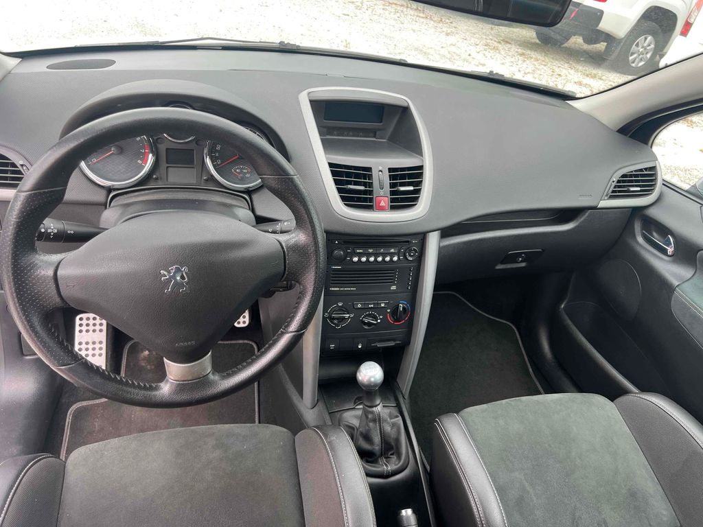 peugeot-207-1-6-16v-175k-rc - 7
