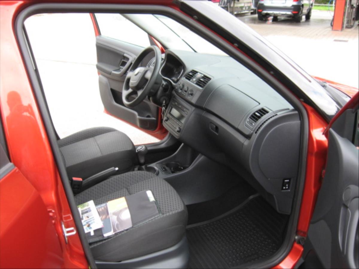 skoda-fabia-1-2-tsi-77-kw - 9
