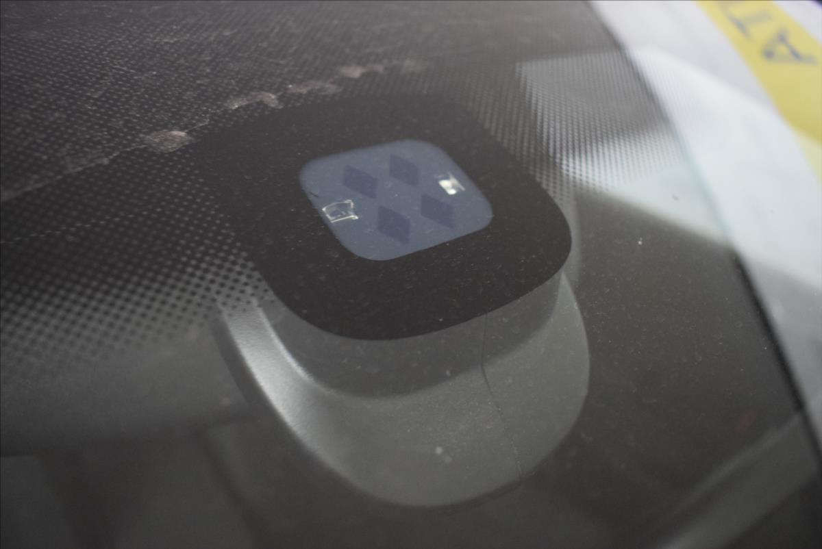 volkswagen-passat-2-0-tdi-bez-koroze-super-stav - 6