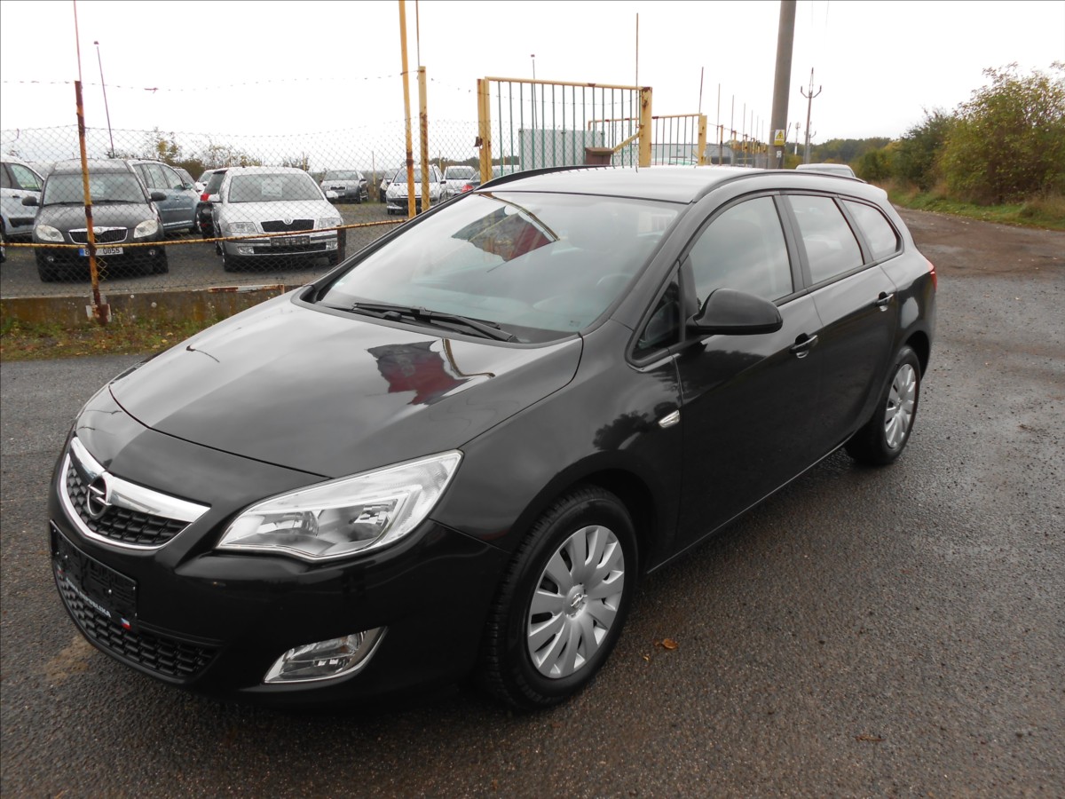 Opel Astra 1,6 85 kW KLIMA Serviska