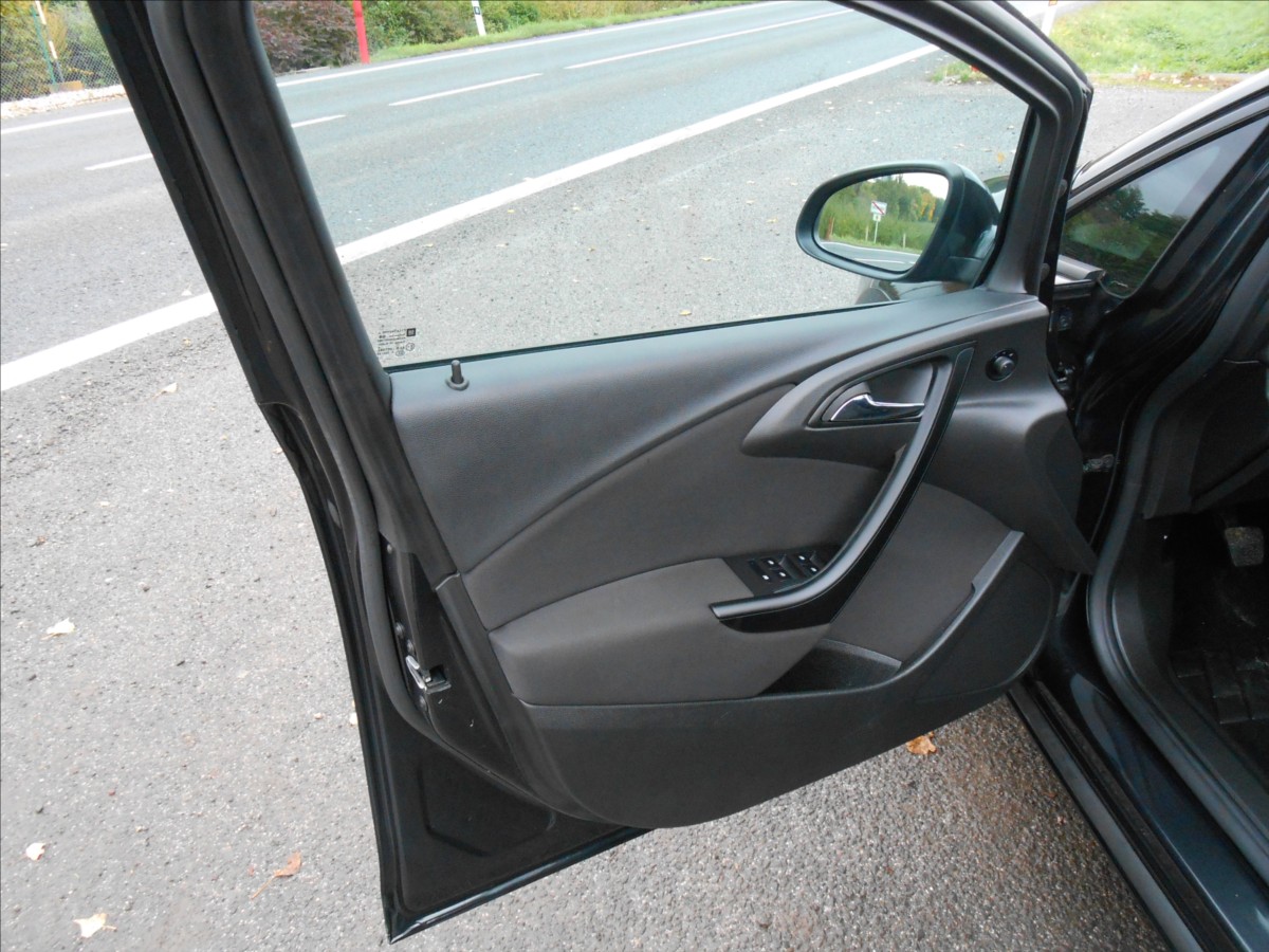 opel-astra-1-6-85-kw-klima-serviska - 8