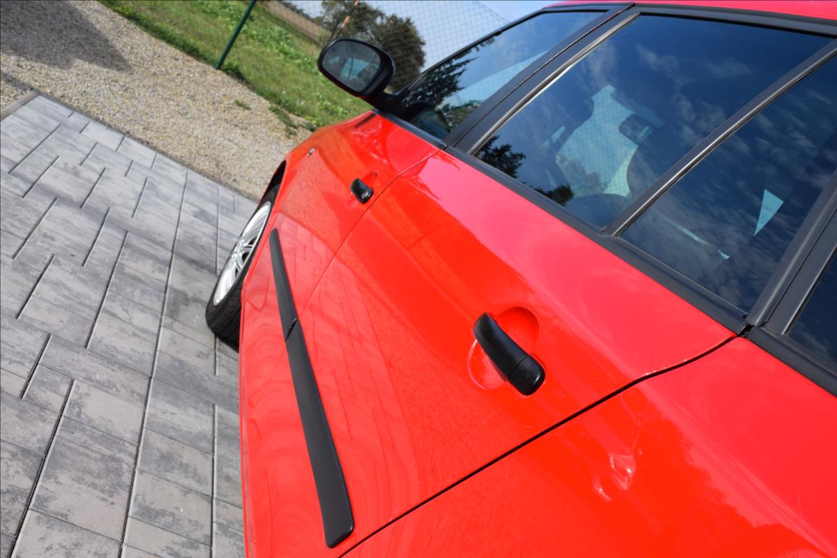 skoda-fabia-1-2-tsi-63kw-tazne-nova-stk - 9