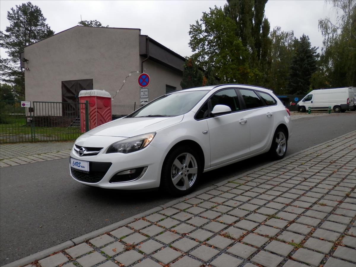 opel-astra-1-6-cdti-81-kw-dual-klima-nove-v-cr - 1