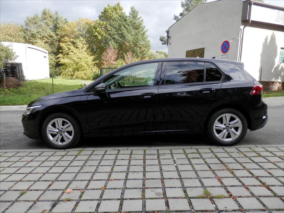 volkswagen-golf-1-5-tsi-110kw-navi-13tis-km-dph - 5