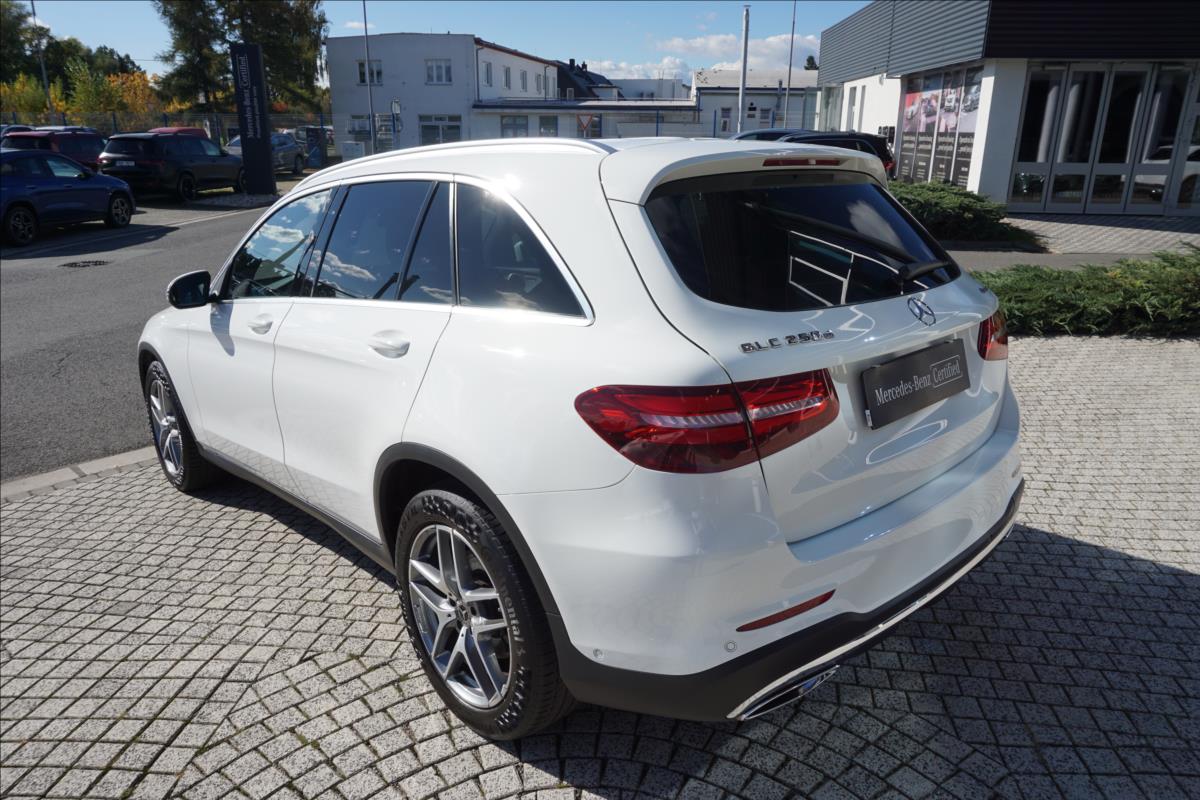 mercedes-benz-glc-2-1-glc-250d-4m-amg-cz-puvod - 3