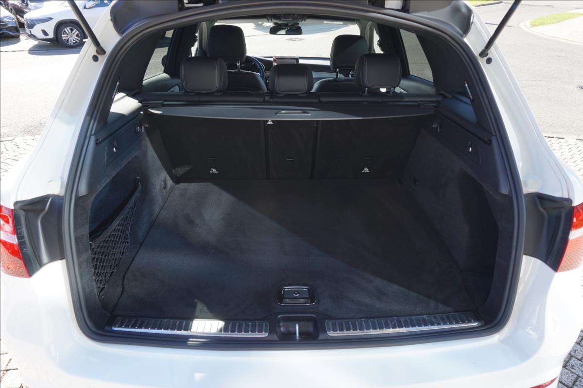 mercedes-benz-glc-2-1-glc-250d-4m-amg-cz-puvod - 7