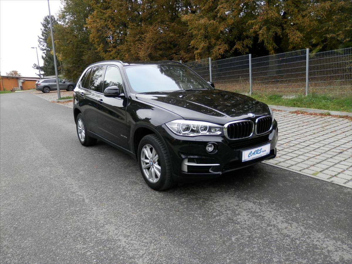 bmw-x5-xdrive30d-headup-softclose-nove-v-cr-dph - 3