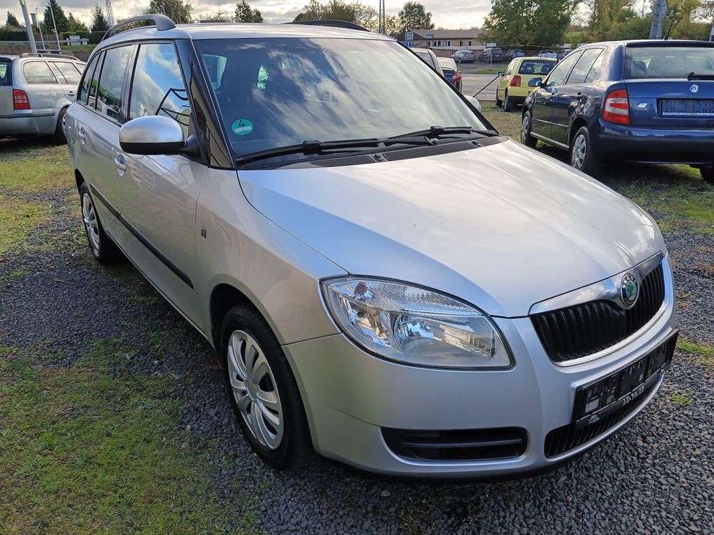 skoda-fabia-1-6-combi-ambiente - 6