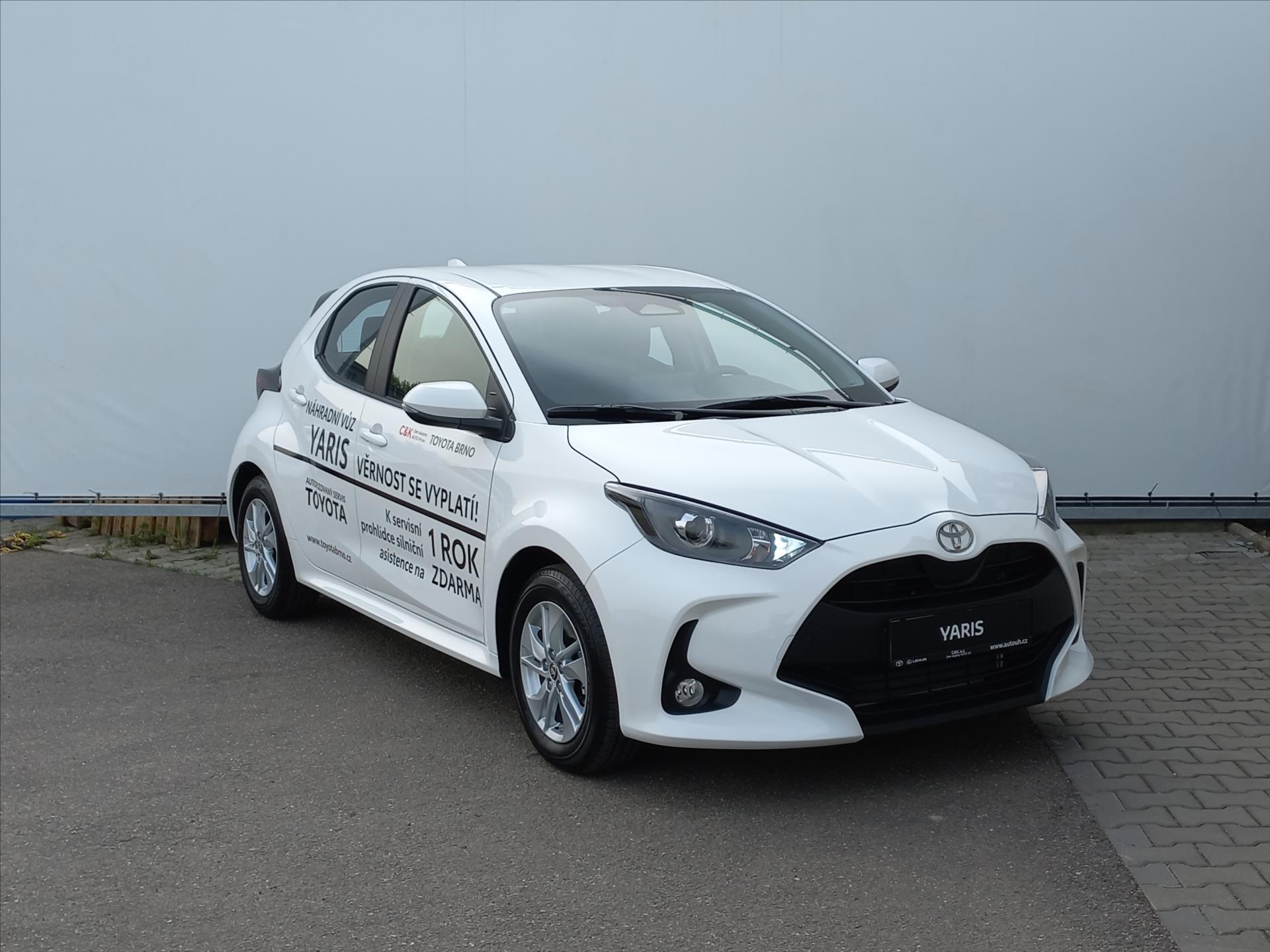 toyota-yaris-1-5-hybrid-e-cvt-116k-comfort - 4
