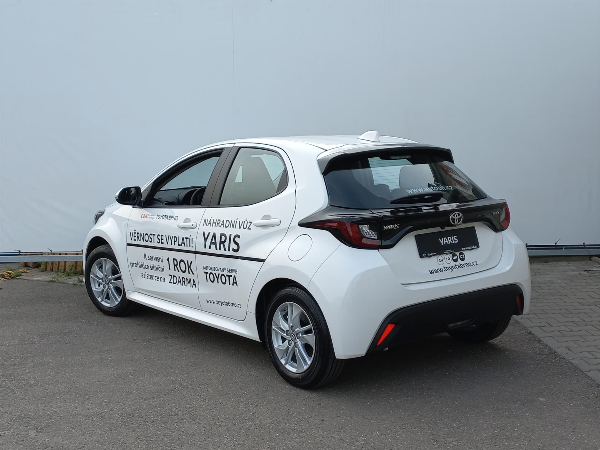 toyota-yaris-1-5-hybrid-e-cvt-116k-comfort - 6