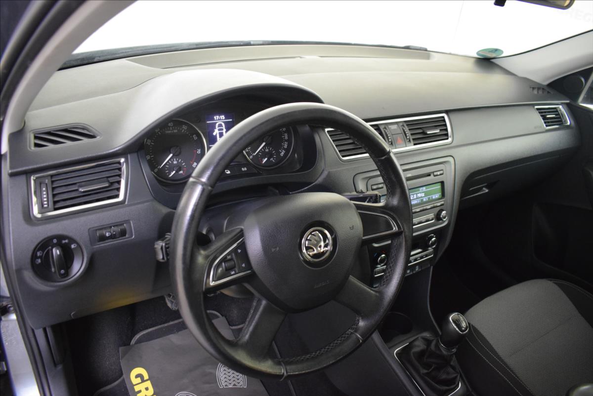 skoda-rapid-1-2-tsi-pr-servis-top-stav - 8