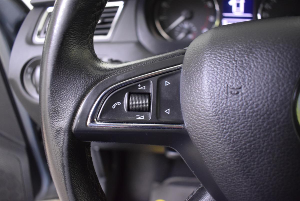 skoda-rapid-1-2-tsi-pr-servis-top-stav - 9