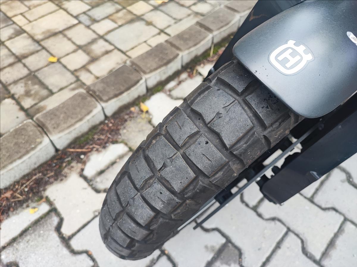 husqvarna-svartpilen-125 - 6