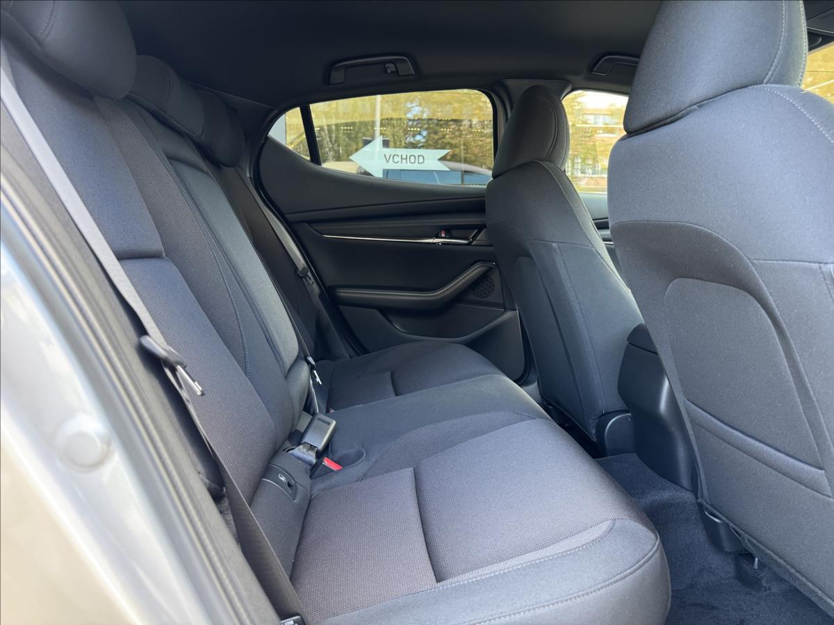 mazda-3-2-0-e-skyactiv-x-exclusive-line - 3