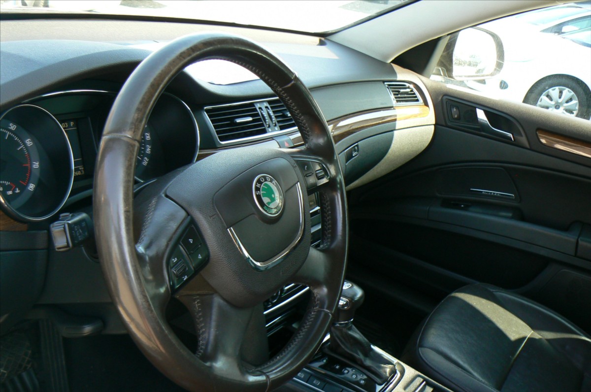 skoda-superb-3-6-laurin-klement-4x4 - 9