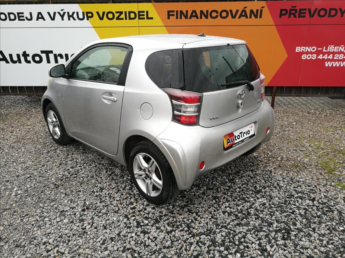toyota-iq-1-0-i-klima - 3