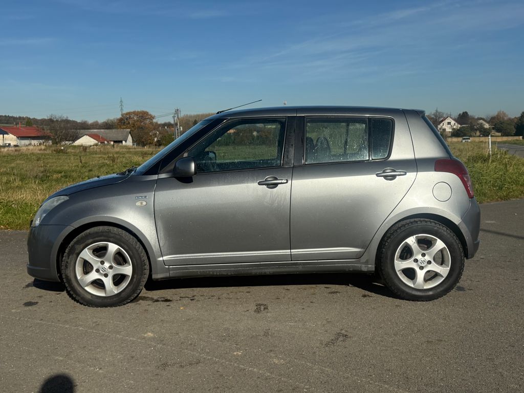 suzuki-swift-1-3-d - 1