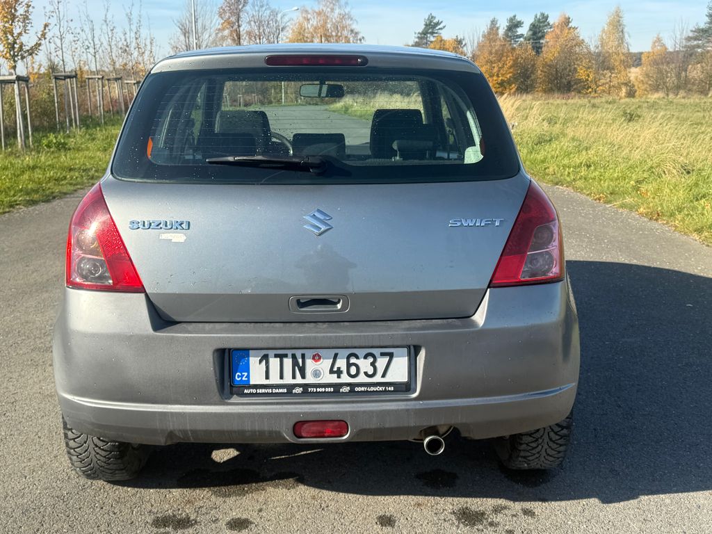 suzuki-swift-1-3-d - 3