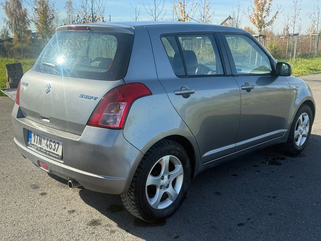 suzuki-swift-1-3-d - 4