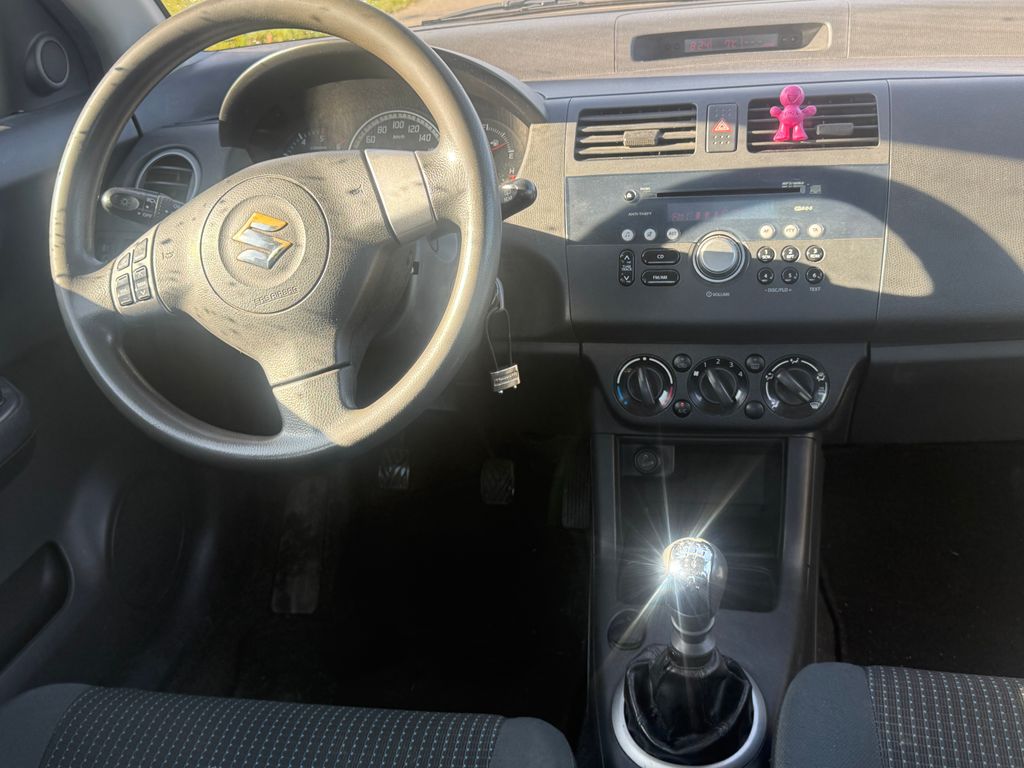 suzuki-swift-1-3-d - 9