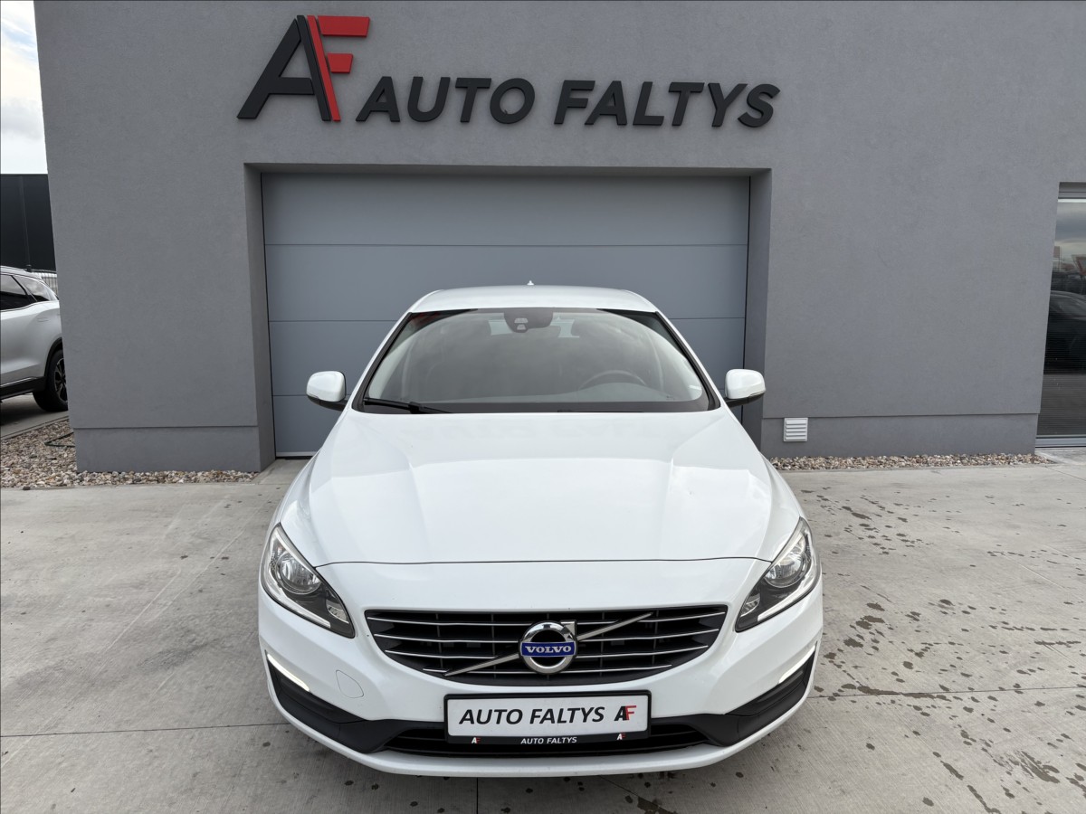 volvo-v60-2-0-d2-zaruka-momentum-cz - 2