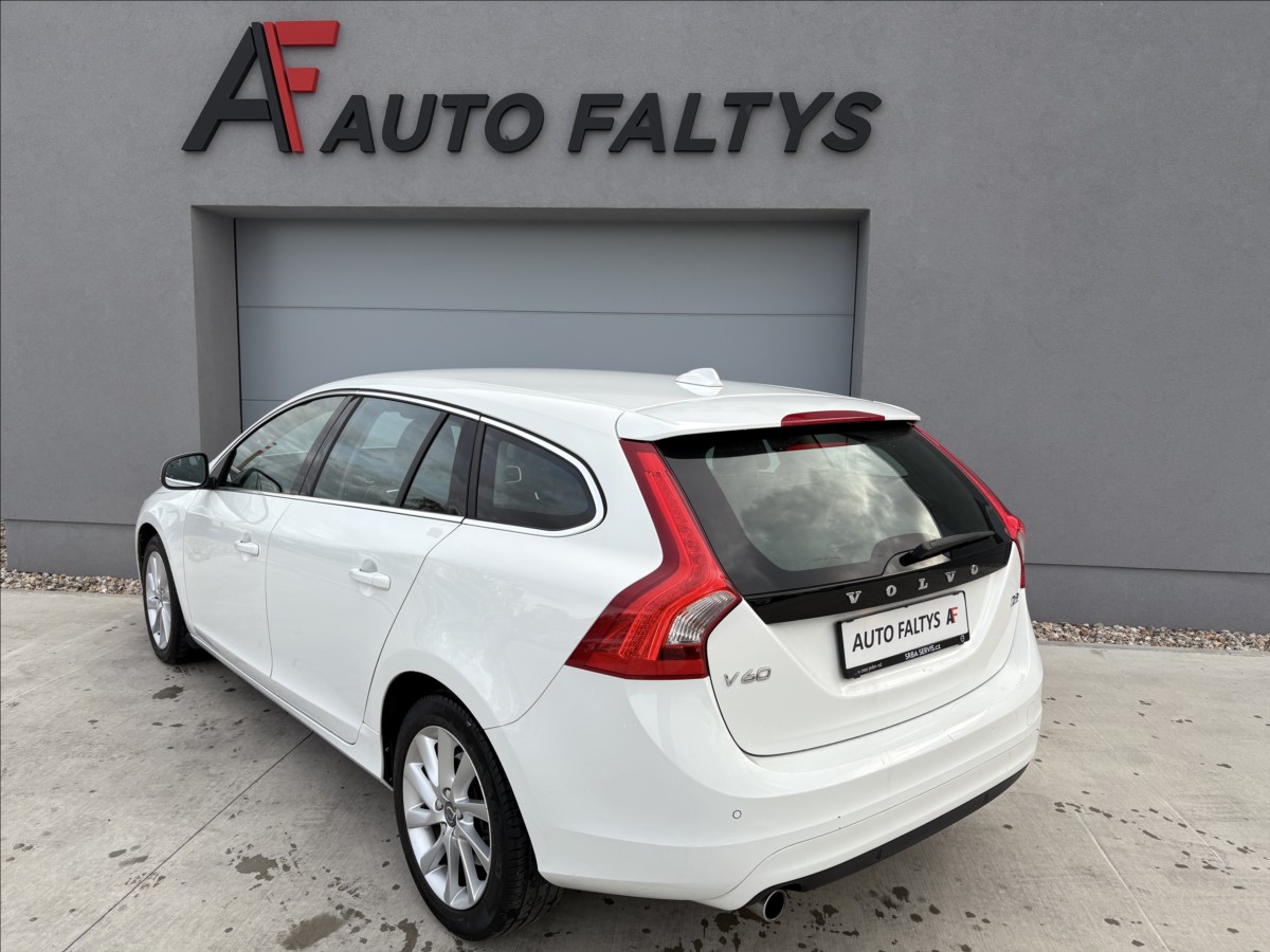 volvo-v60-2-0-d2-zaruka-momentum-cz - 3